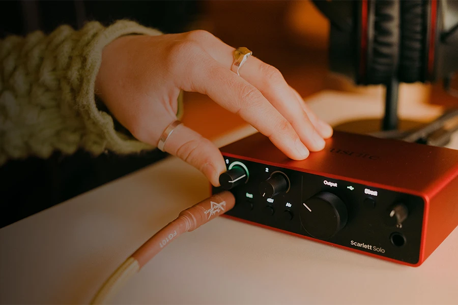 Sound Card Focusrite Scarlett Solo Gen 4 Chính Hãng Bh 36 Tháng 14 Sound Card Focusrite Scarlett solo Gen 4 (4th)