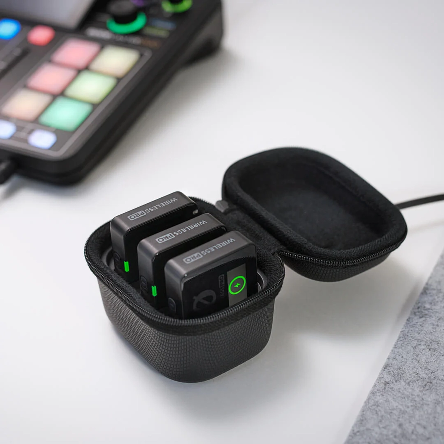 Micro Không Dây Rode Wireless GO Gen 3 4 Micro Không Dây Rode Wireless GO Gen 3 - Ảnh 4